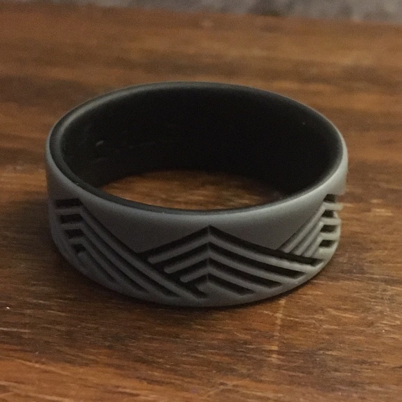 Mens Silicone ring - Picture 2 of 3